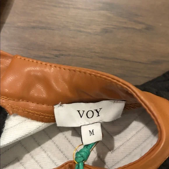 New With Tags Boutique Voy Black Quilted Flutter Sleeve Top Sz M - Picture 8 of 12